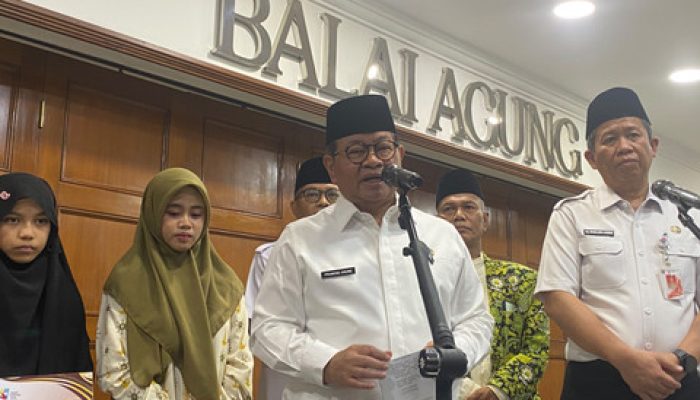 Marak Dugaan Sindikat Copet di Halte TransJakarta Kampung Melayu, Pramono Anung Siap Turunkan Tim