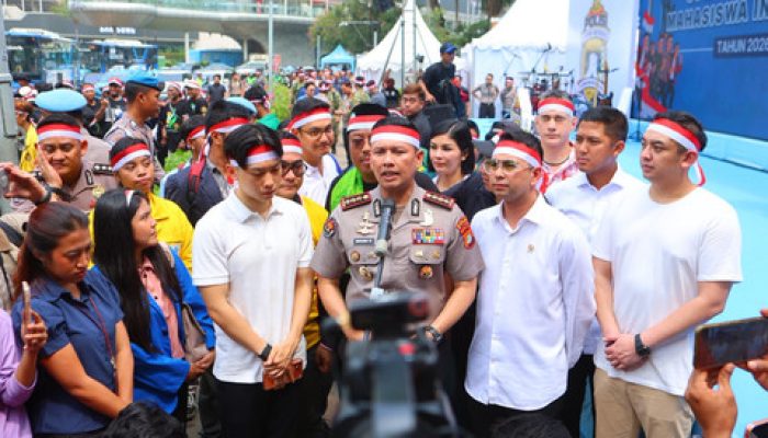Polda Metro Jaya dan Mahasiswa Gelar Deklarasi Sumpah Pemuda di Bundaran HI